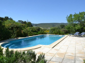 Lovely villa in Cesseras with private swimming pool